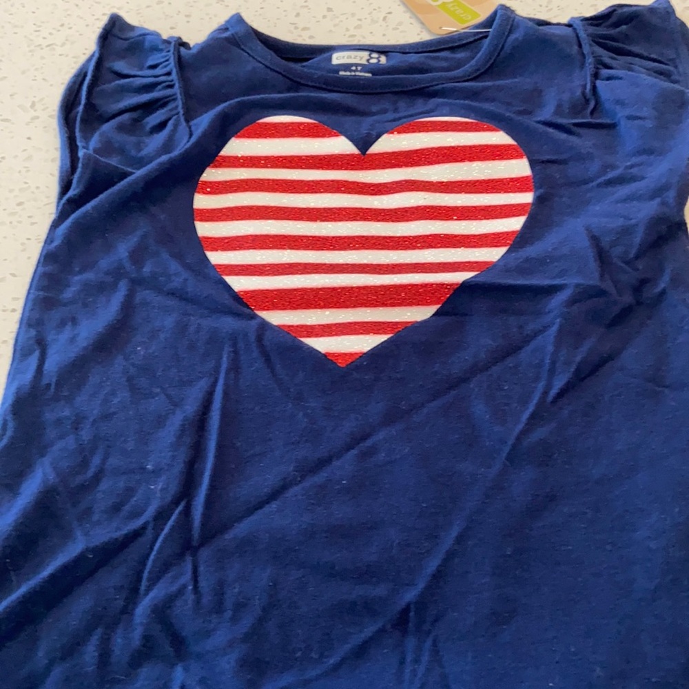 Short sleeve graphic t shirt